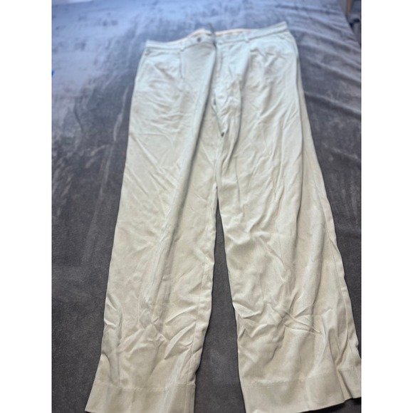 Tommy Bahama Silk Blend Khaki Pants Mens Pleated Front Wide Leg 38x32 - Picture 1 of 7